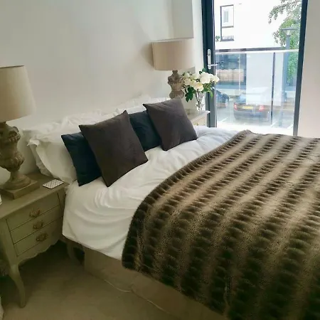 Apartment Stylish Harbourside With Secure Parking Bristol