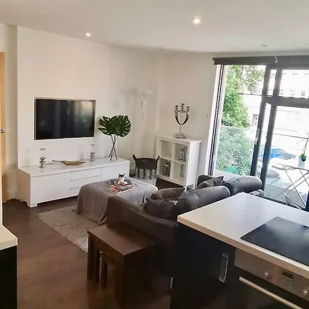 Apartment Stylish Harbourside With Secure Parking